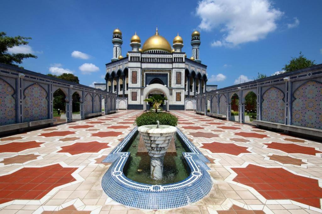 The Centrepoint Hotel Bandar Seri Begawan Exteriér fotografie